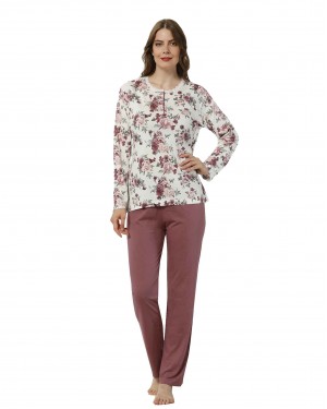 Discover Tranquility, Turkish Women's Long Sleeve Pajamas for Ultimate Comfort Discover Tranquility, Turkish Women's Long Sleeve Pajamas for Ultimate Comfort