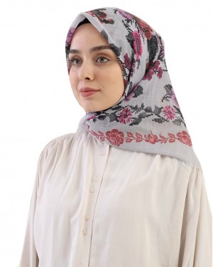 Kadınlar İçin Türk Başörtüsü - Kaymaz, Tam Kapatıcı Başörtüsü, Geleneksel Çiçek Desenli Kadınlar İçin Türk Başörtüsü - Kaymaz, Tam Kapatıcı Başörtüsü, Geleneksel Çiçek Desenli