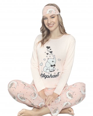 Stilde Rahatlayın, Uyku Maskeli Rahat Pijama - Türk Kadın Pijama Takımı