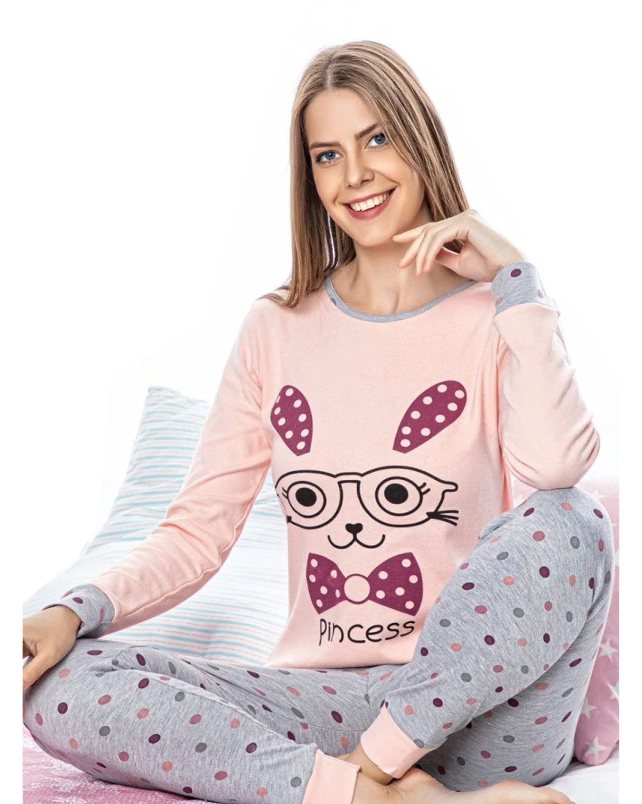 Turkish Delight Women s Circular Dome Autumn Pajamas with Hardworking Rabbit Inscription