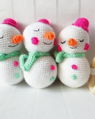 Amigurumi Snowman toy, Doll for Kids, Amigurumi Doll, Crochet Doll, 100% Organic Syrian Handmade Soft Amigurumi Toy, Amigurumi Sleeping Friend