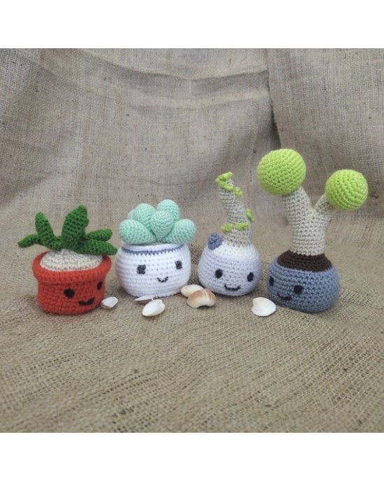 Mini Sevimli Bitki Seti, Çocuklar İçin Bebek, Amigurumi Bebek, Örgü Bebek, %100 Organik El Yapımı Yumuşak Amigurumi Oyuncak, Amigurumi Uyku Arkadaşı